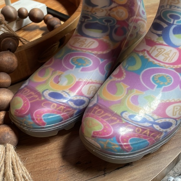 Coach Poppy Rain Boot- Size 7 - Picture 3 of 7